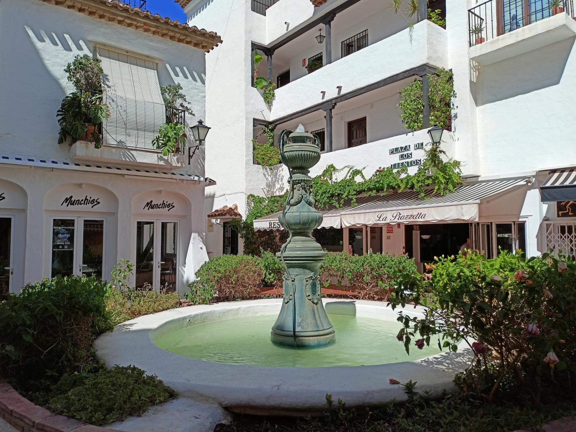 Pura Vida Apartman Torremolinos Kültér fotó